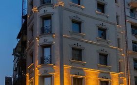 Felicity Hotel